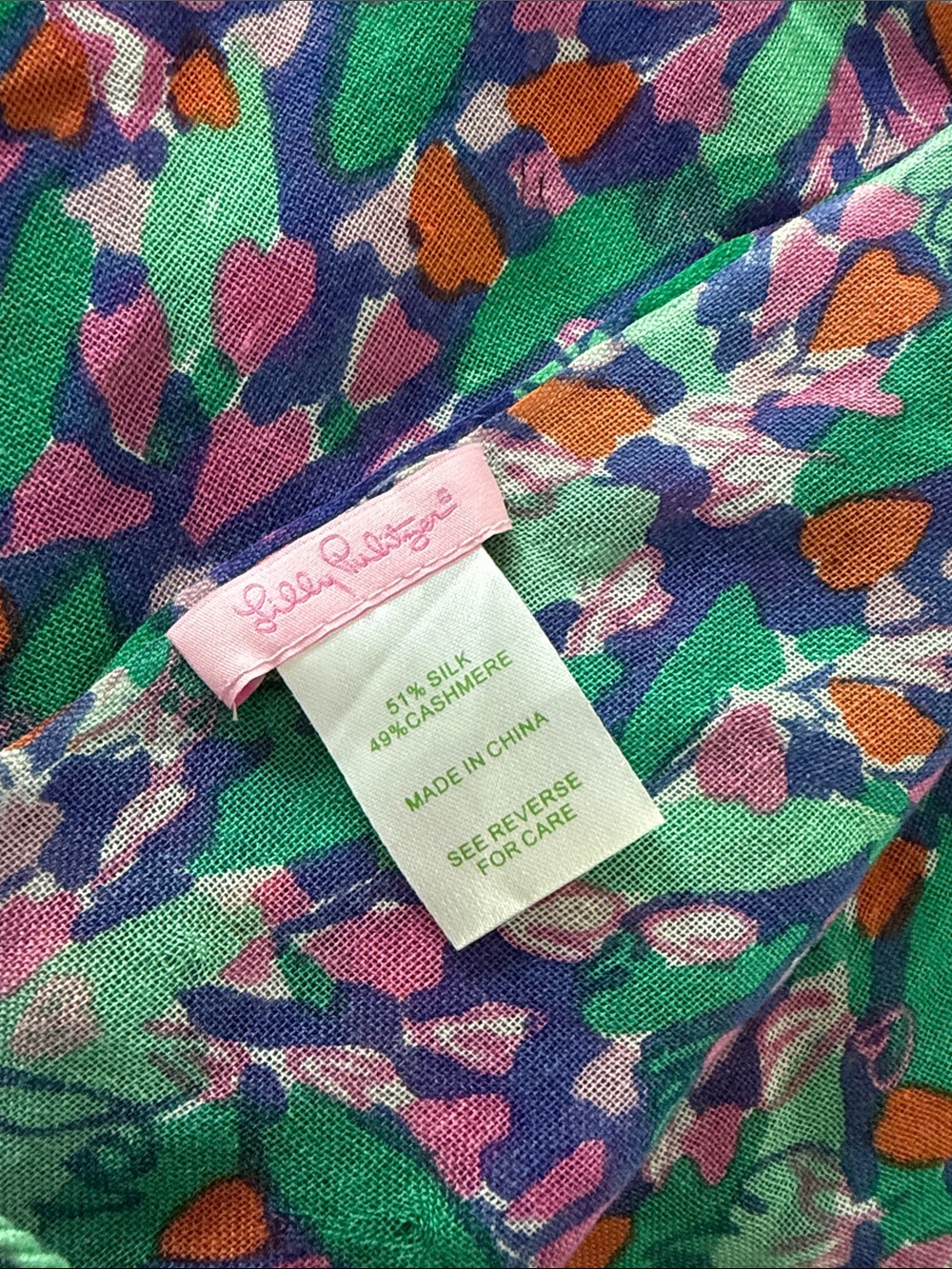 Lilly Pulitzer Green Floral Print Scarf with Fringe - Picture 2 of 2